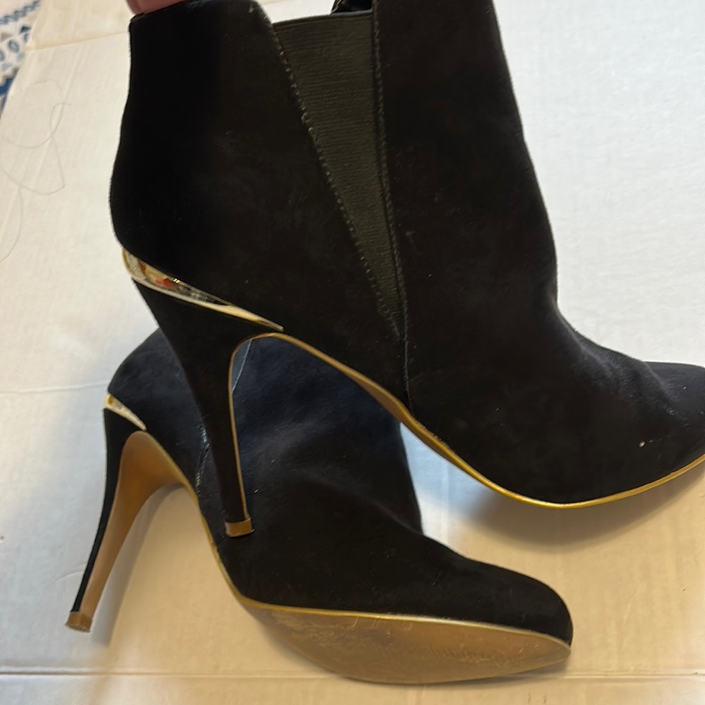 Ankle boots size 10